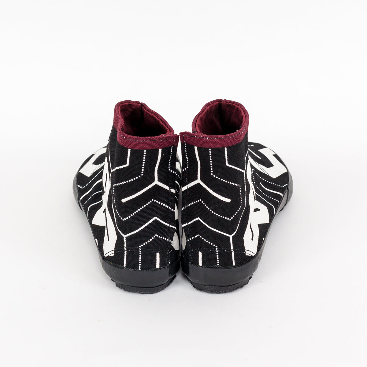 tabi shoes