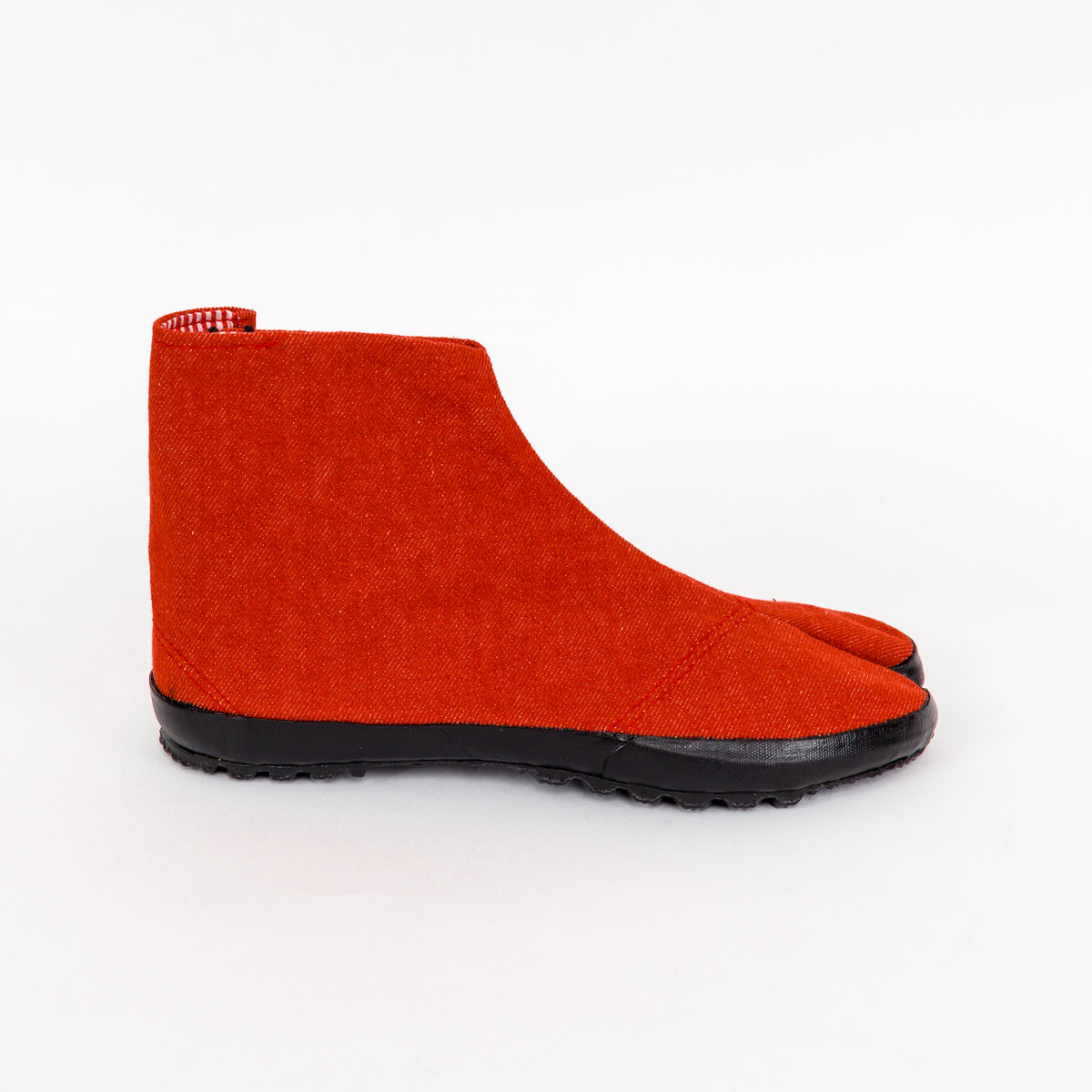 tabi shoes
