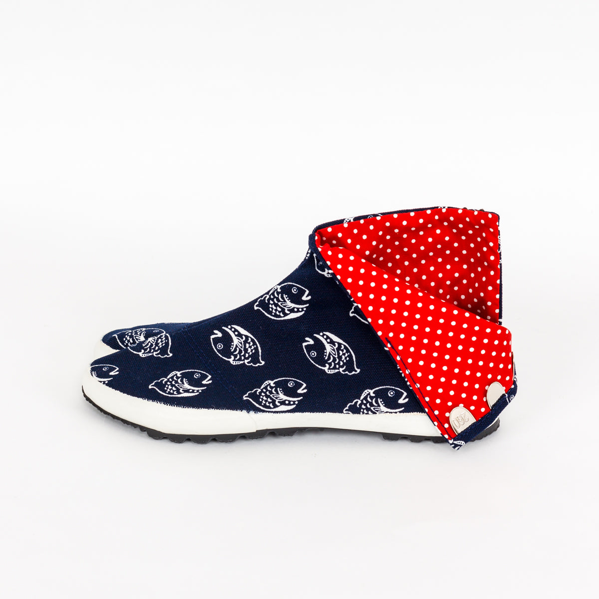 tabi shoes