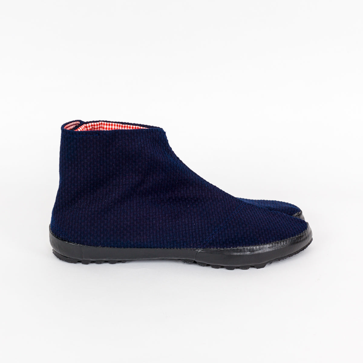 tabi shoes