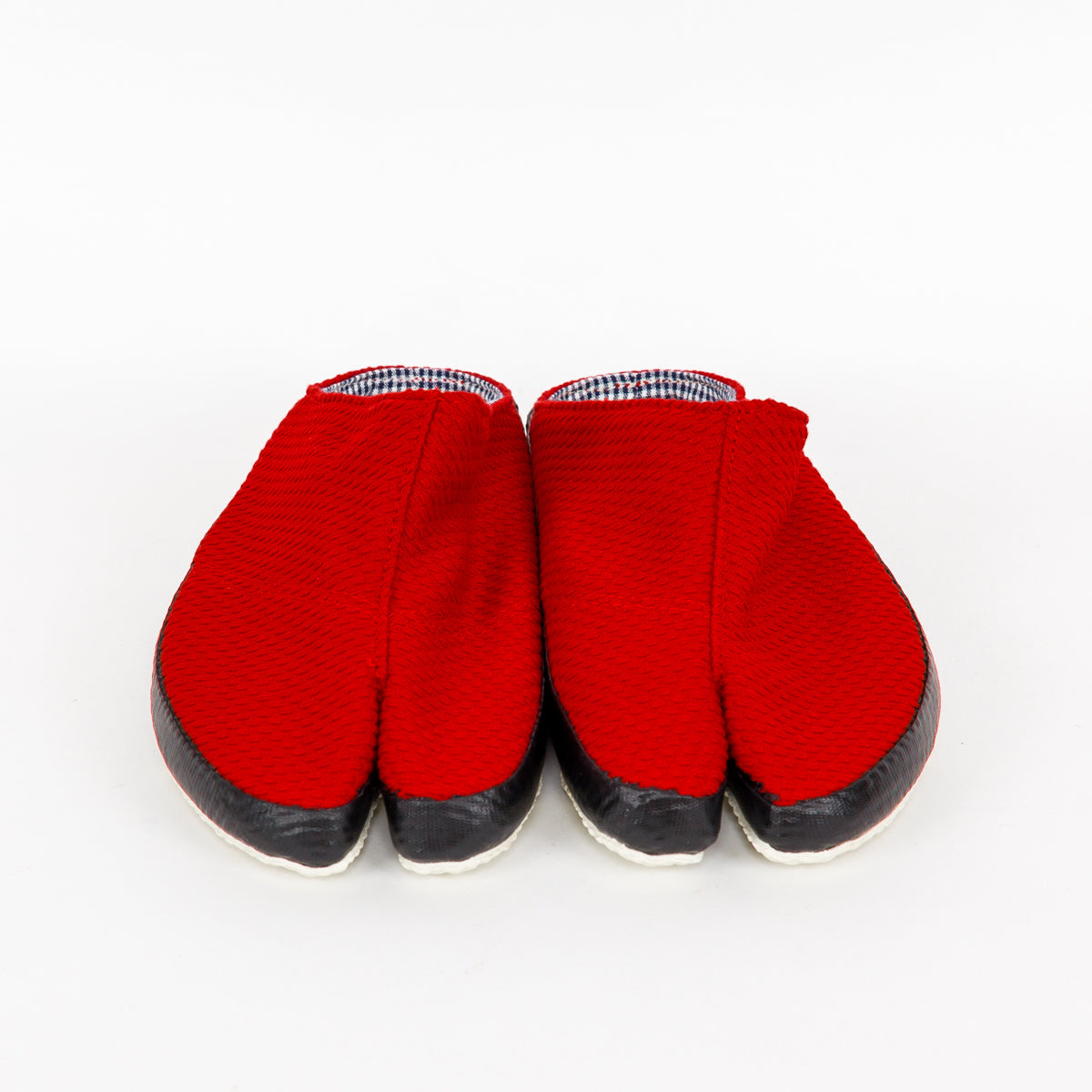 Tabi sandals