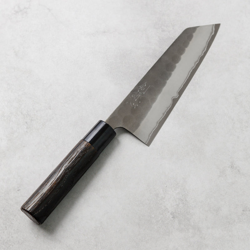 剣謙心 Stainless Steel Black Tsuchime Santoku Knife 165mm – Versatile Double-Bevel Chef’s Knife | White #2 Steel Core | Handmade in Tsubame-Sanjo