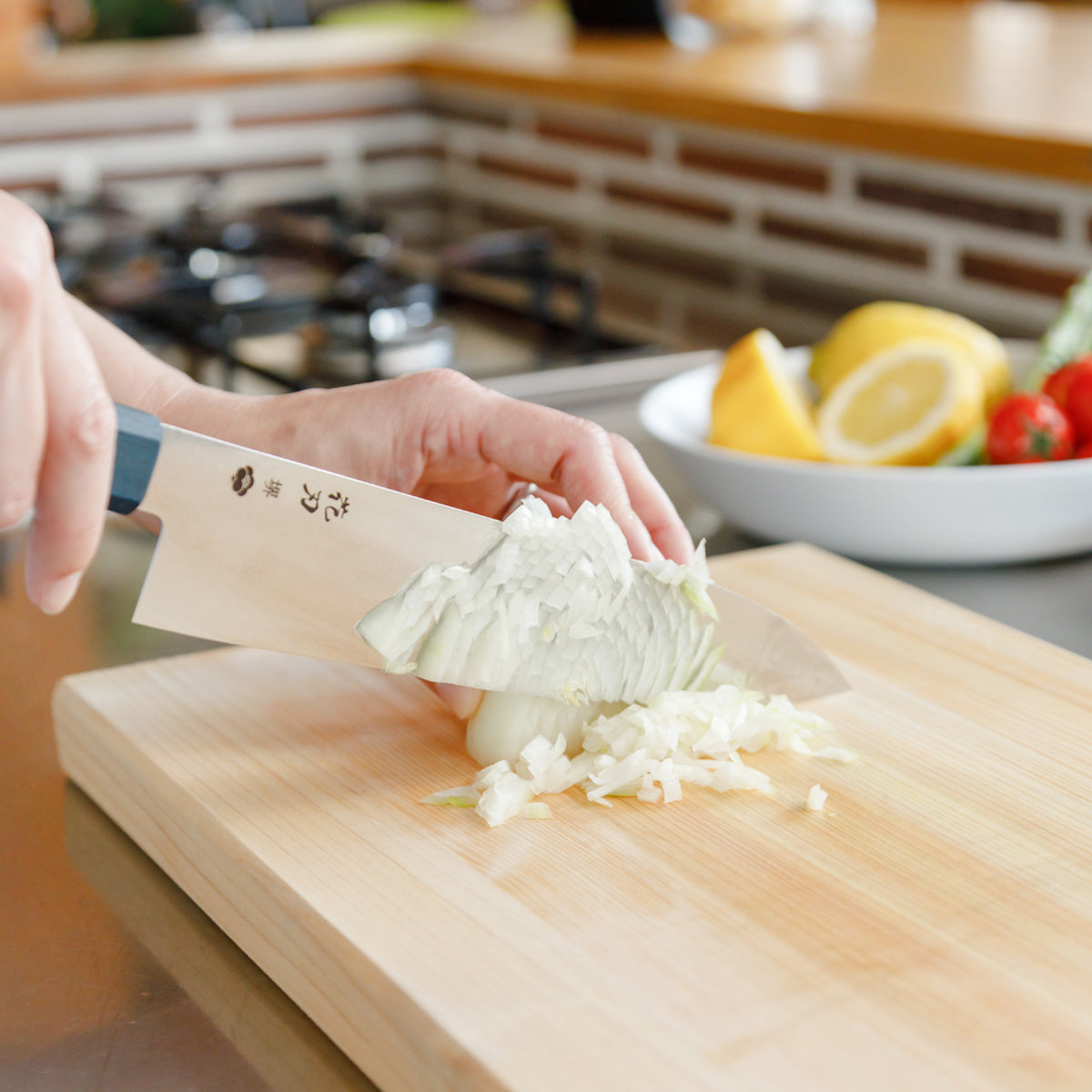 Chef Knife, 8.3 Inch Japanese Kitchen Knives, 花刃包丁 堺, High Carbon Stainless Steel, Polished Damascus, HOUCHO