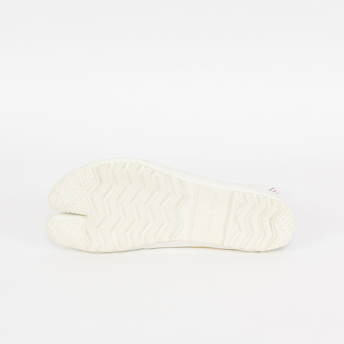 tabi shoes