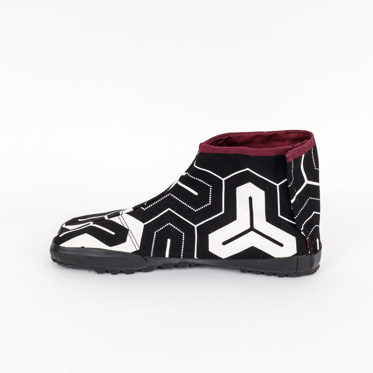 tabi shoes