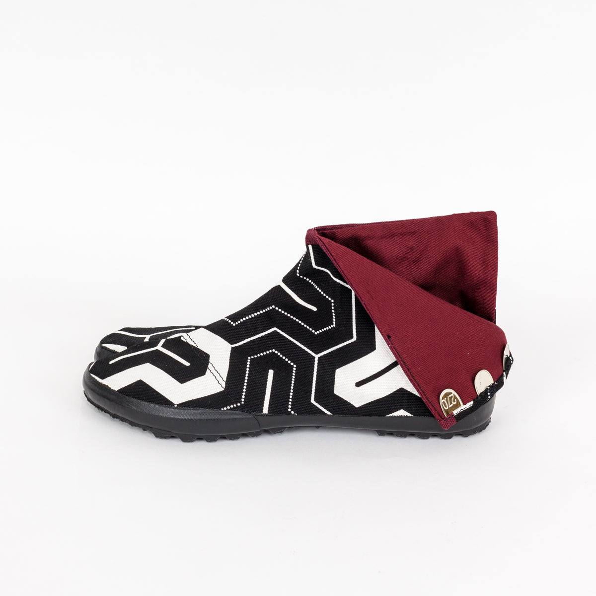 tabi shoes