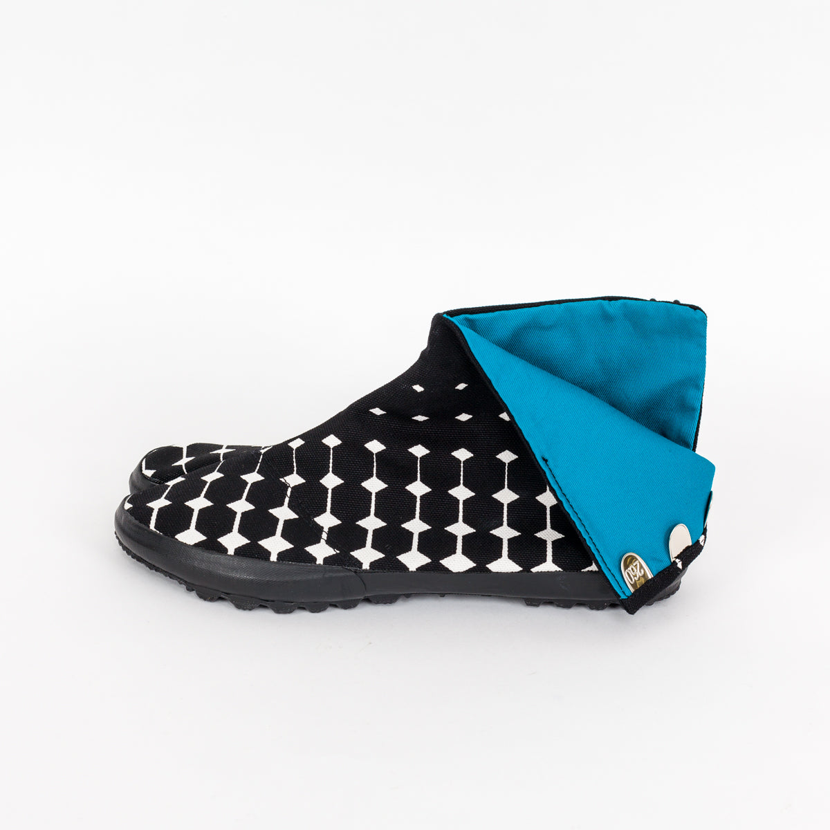 tabi shoes