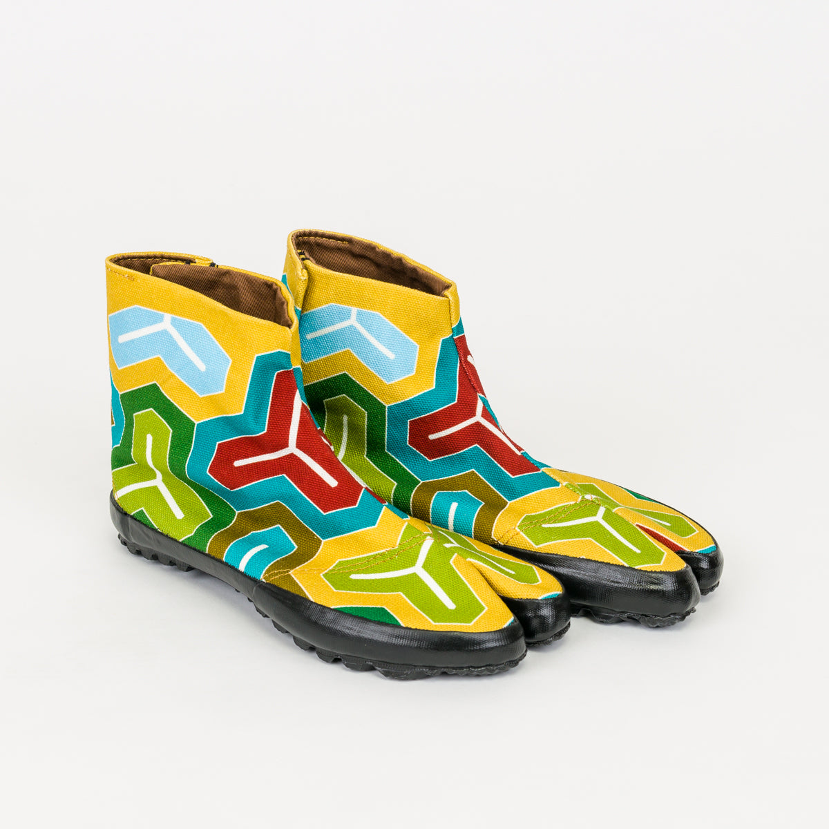 tabi shoes
