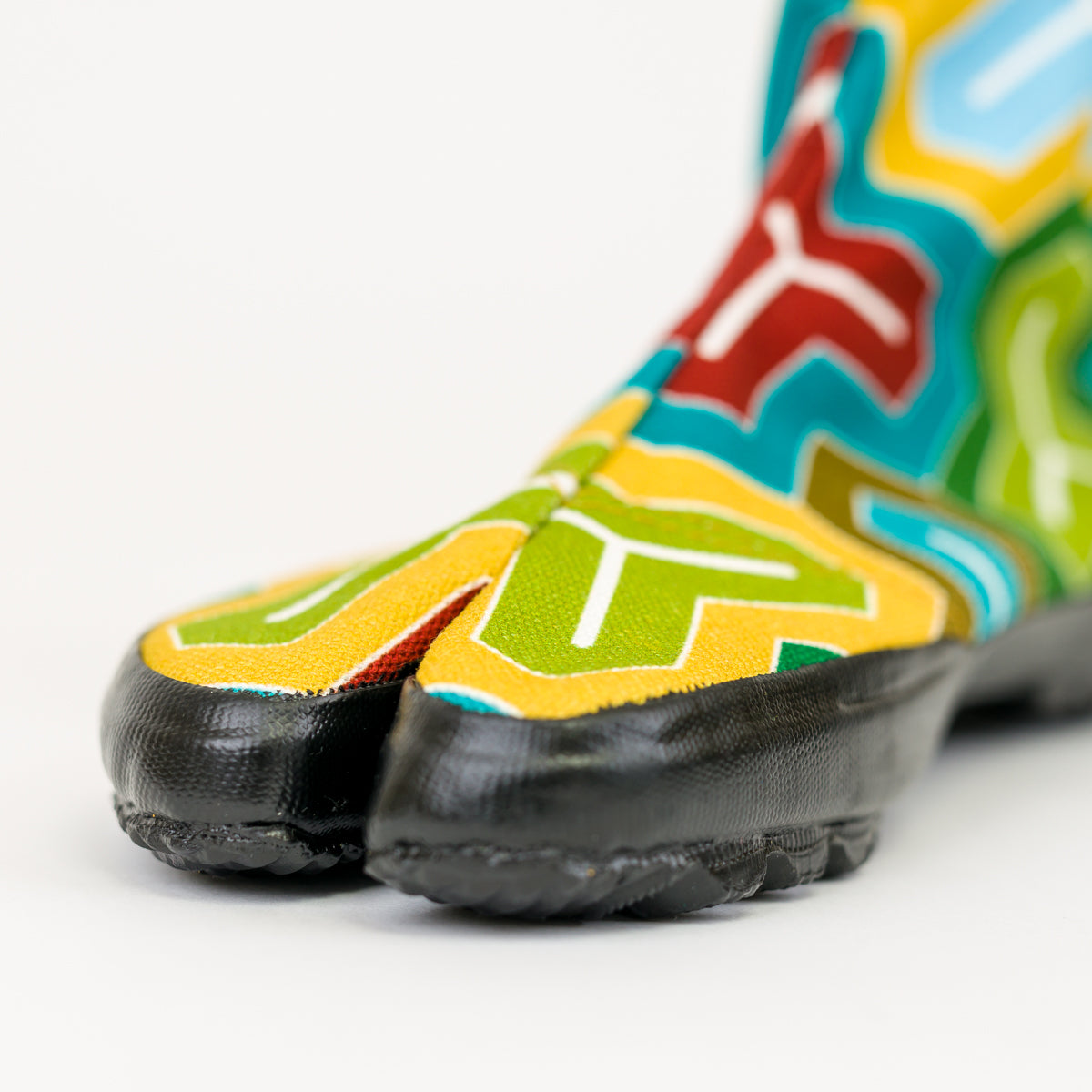 tabi shoes