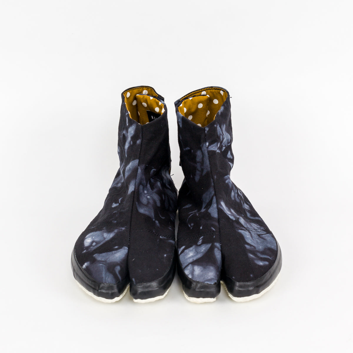 tabi shoes