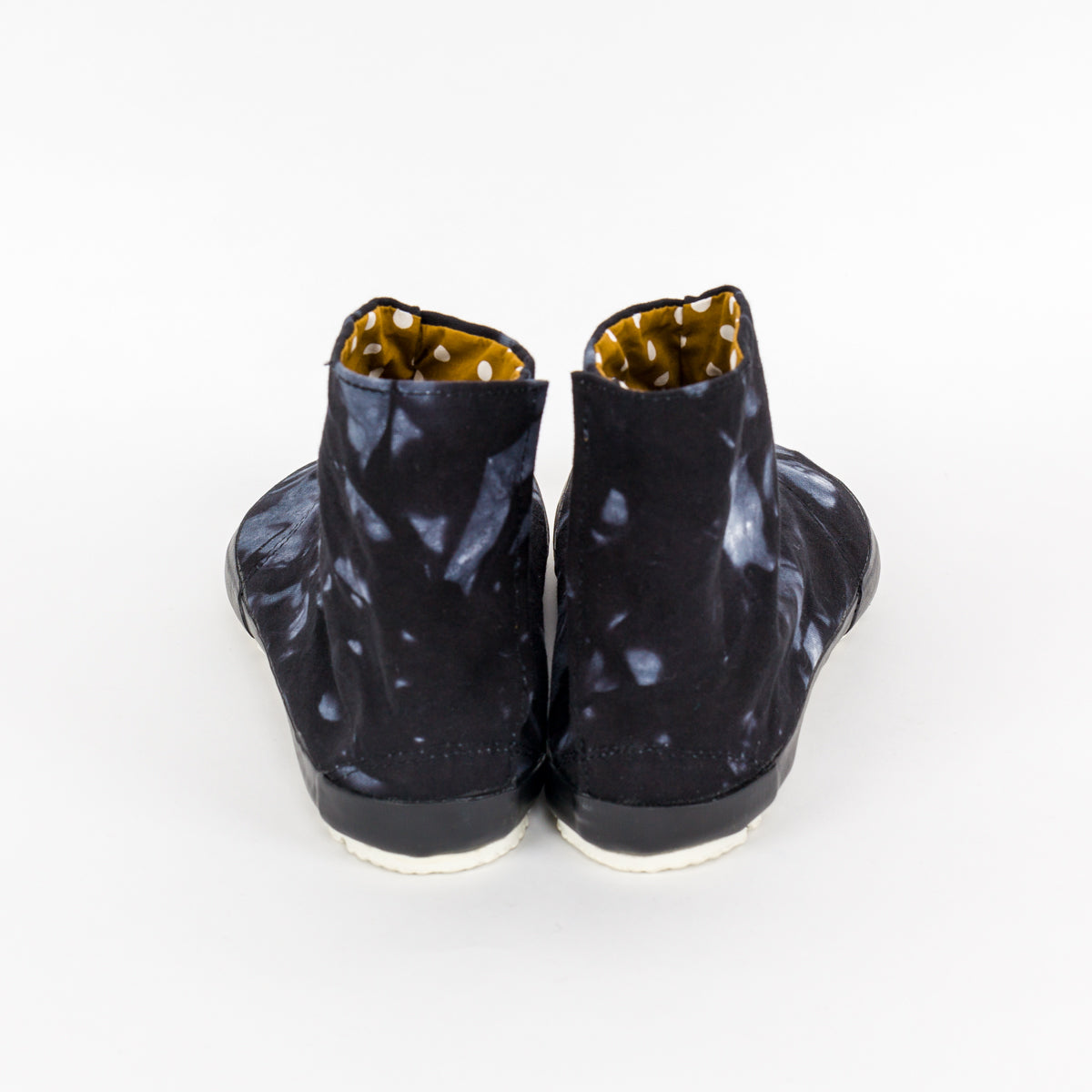 tabi shoes