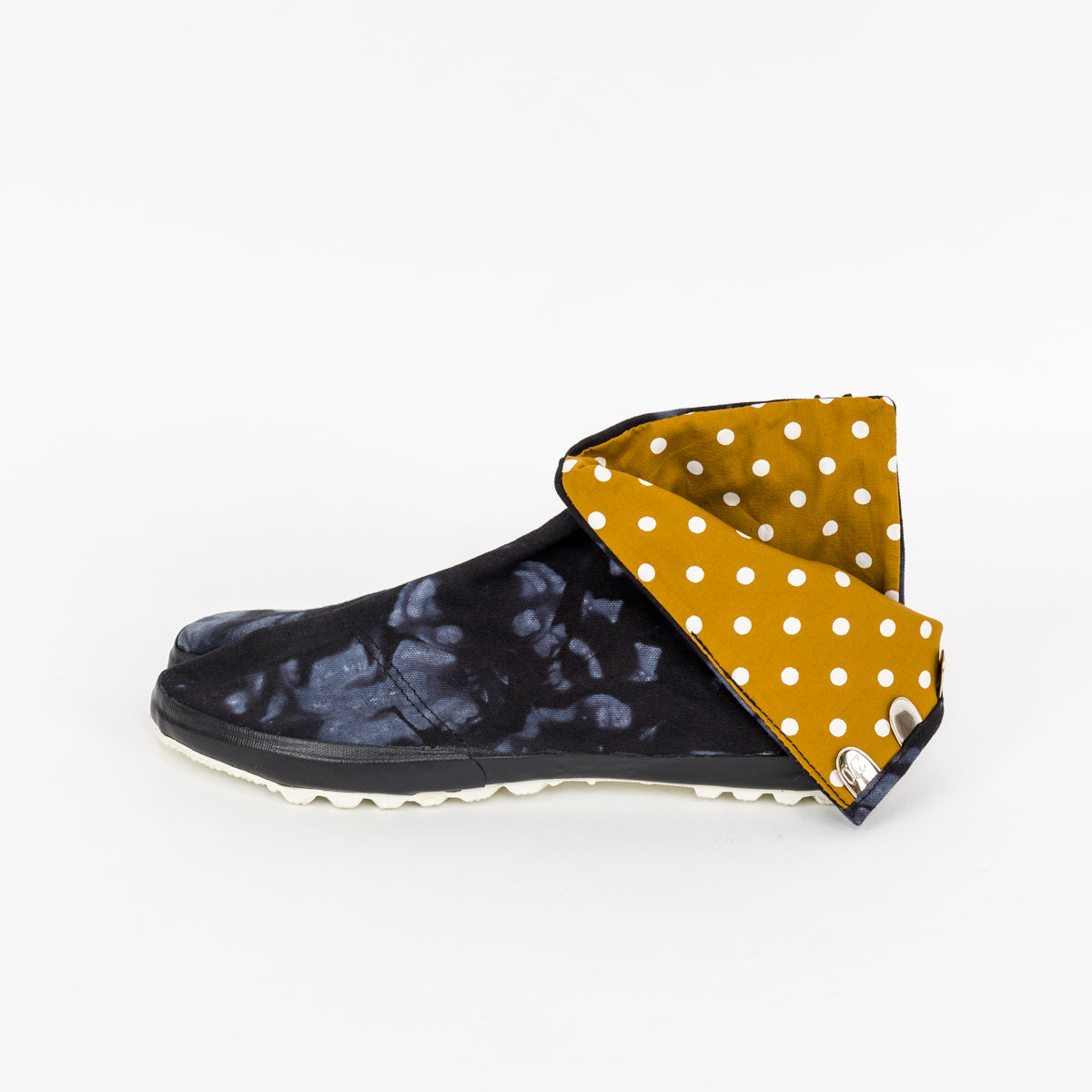 tabi shoes