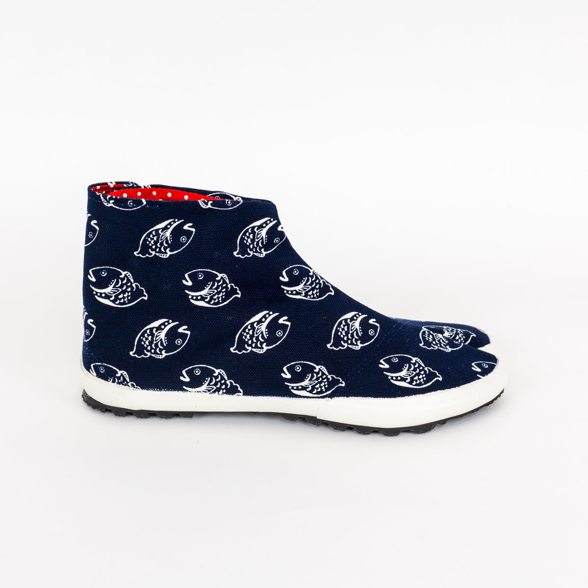 tabi shoes