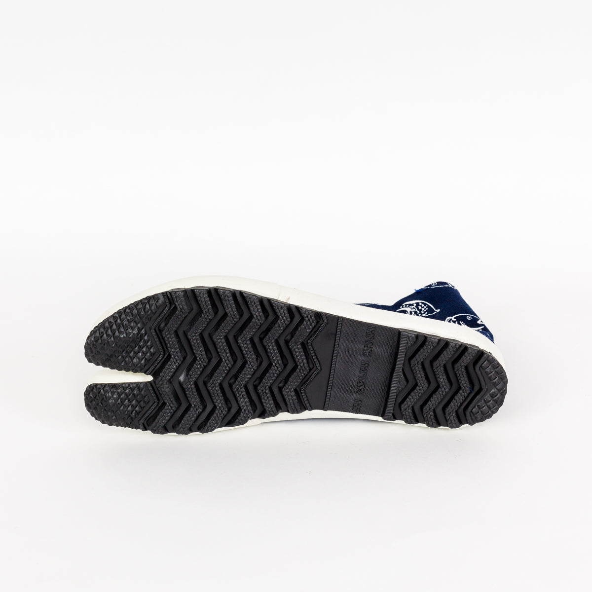 tabi shoes