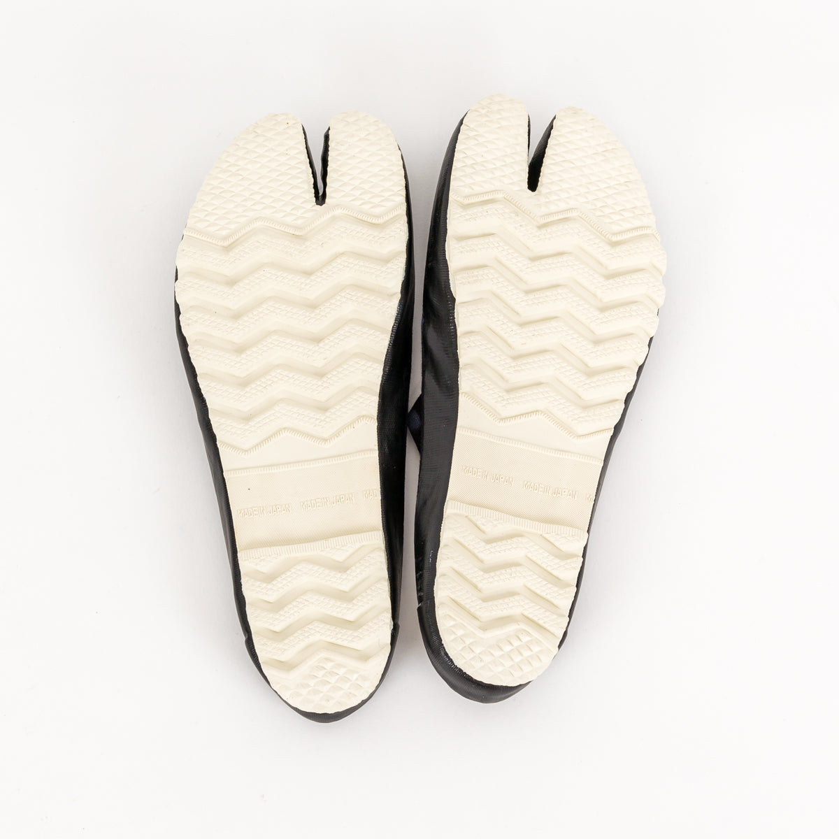 Japanese Tabi Sandals - Kyo Montsuki Kagozome Shikkoku / Japanese jika tabi, shoes, sneakers, Men's, Women's