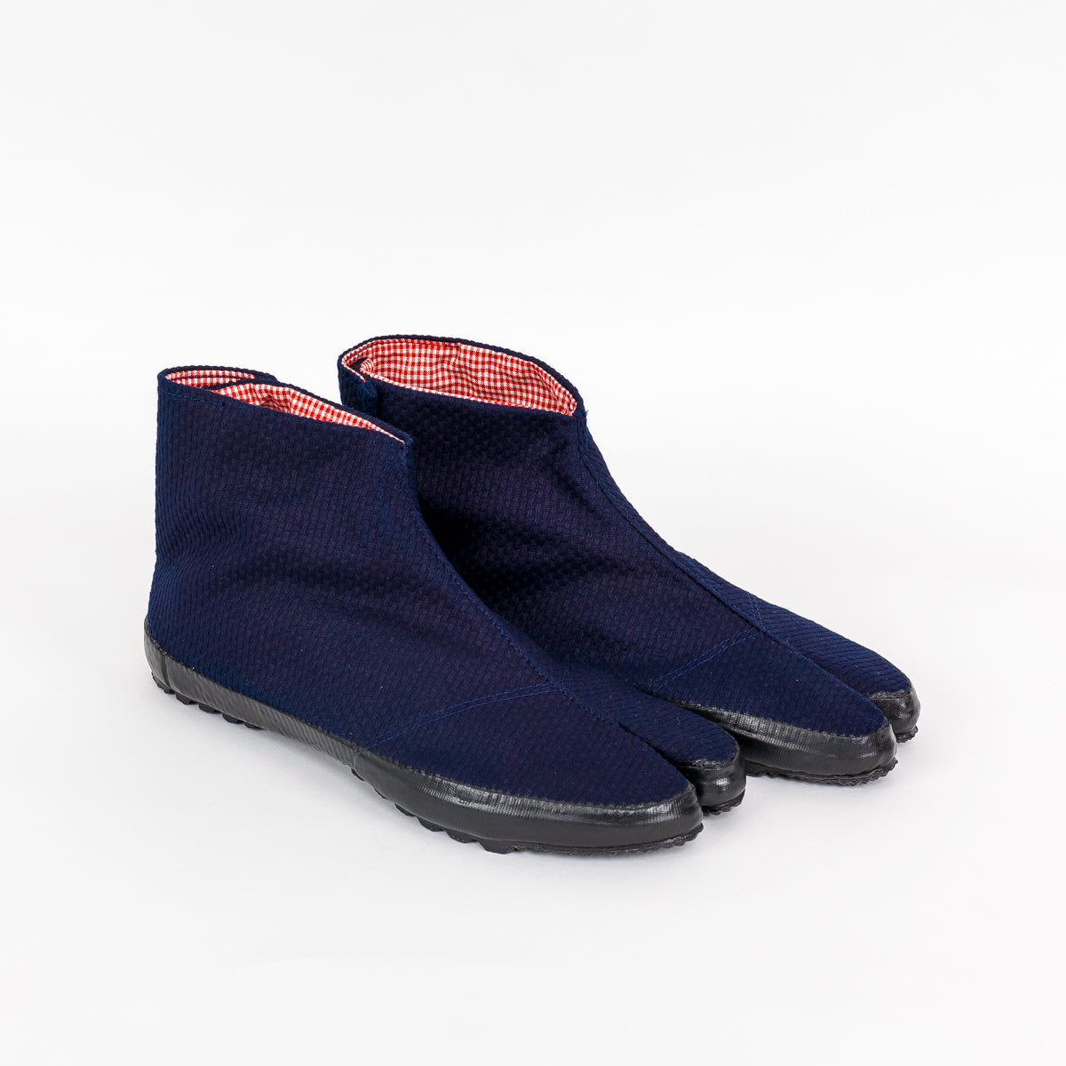 tabi shoes