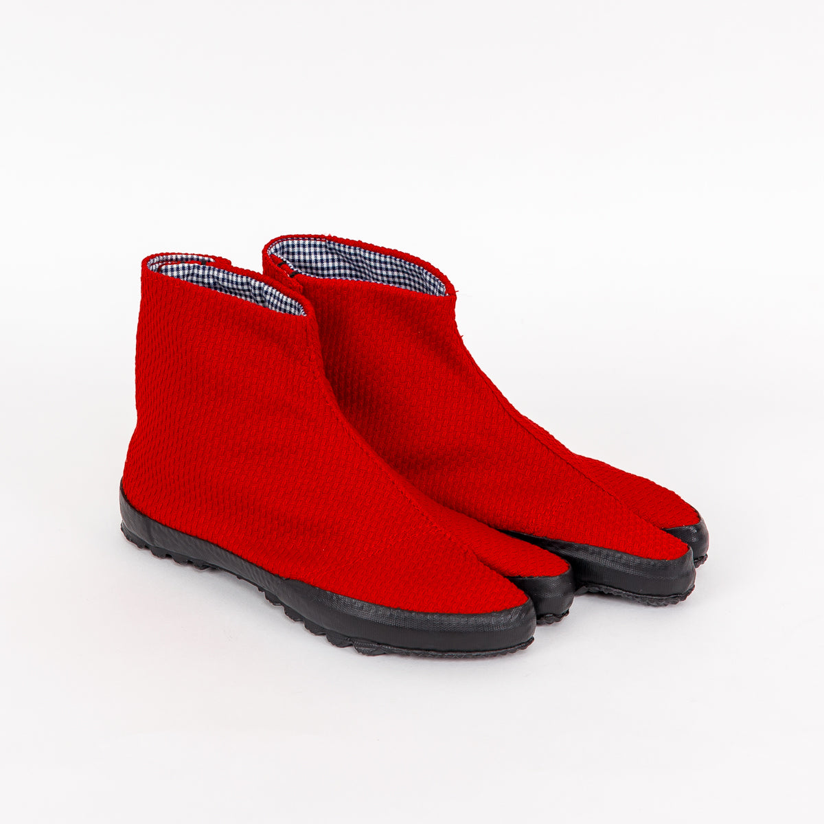 tabi shoes