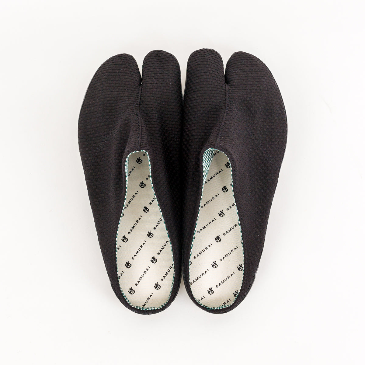 Tabi sandals