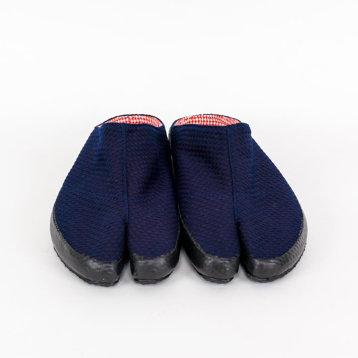 Tabi sandals