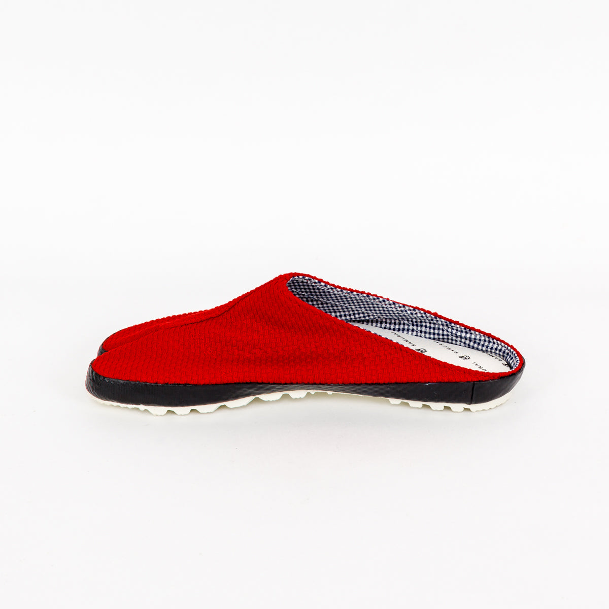 Tabi sandals